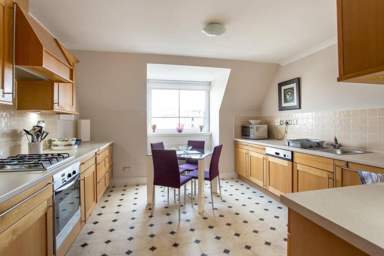 Joivy Inviting Apartment Near Leith Walk Edinburg Exteriör bild